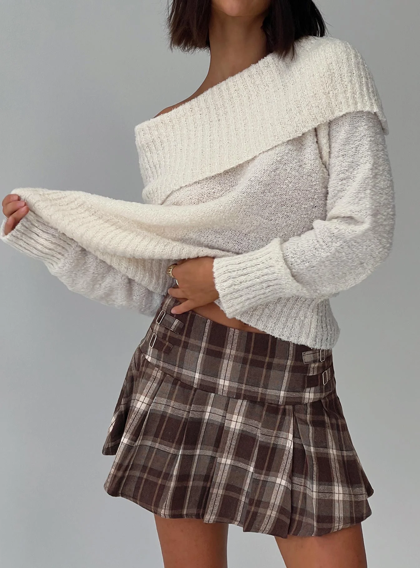 Parkley Boucle Off The Shoulder Sweater Cream